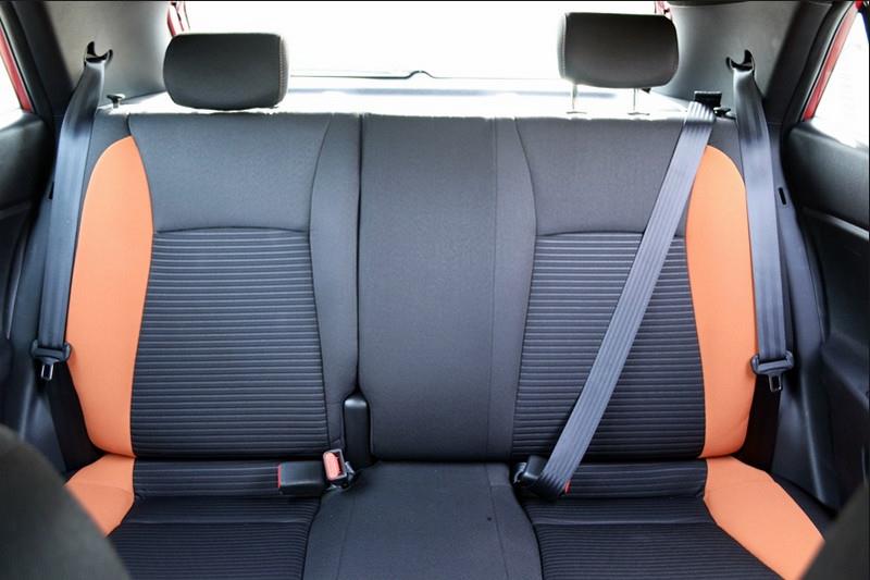 Bọc ghế da cho xe ô tô Hyundai i20 Active - 2