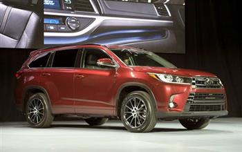 Toyota Highlander 2017 lắp động cơ mới