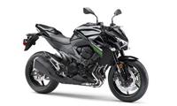 Kawasaki Z800 ABS 2016 đến Mỹ giá 8.400 USD